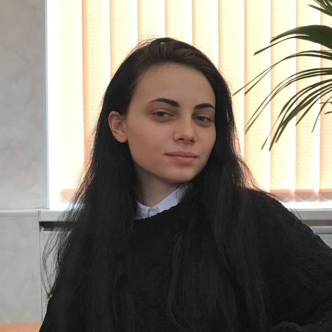 Юлія Коміссарова Юлія Коміссарова